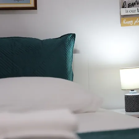 Robert Center Apartmán Berat