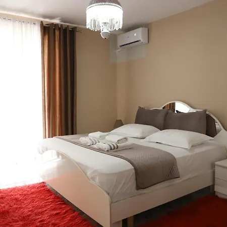 Apartament Robert Center *