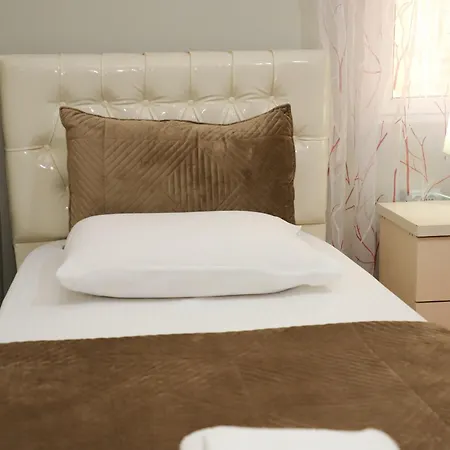 Apartamento Robert Center Berati