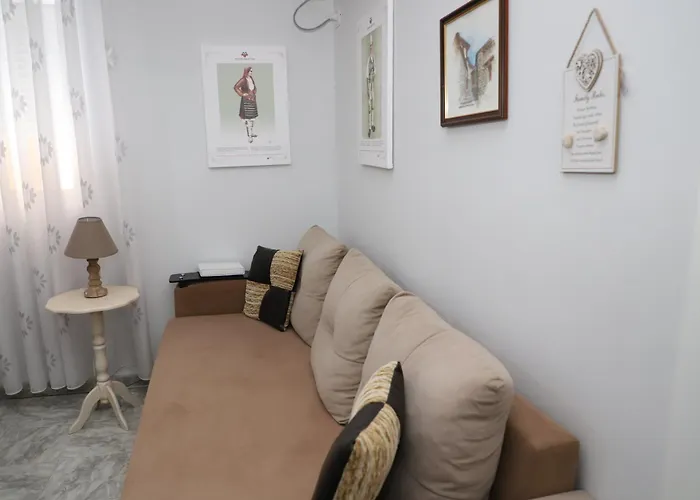 Robert Center 培拉特